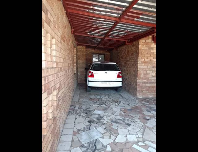 3 BEDROOM HOUSE FOR SALE IN LENASIA EXT 13
